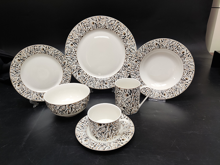 RAH-I136 New Bone China In-glaze Dinner Set