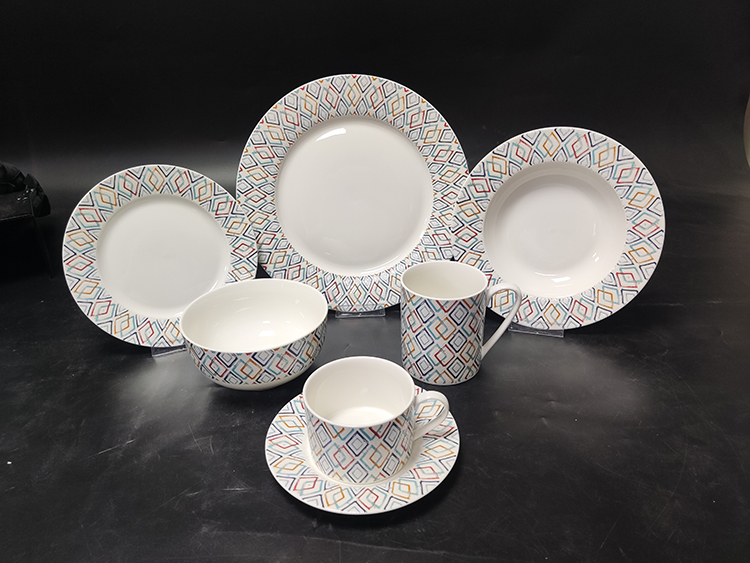 RAH-I132  New Bone China In-glaze Dinner Set 