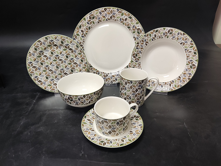 RAH-I131  New Bone China In-glaze Dinner Set 