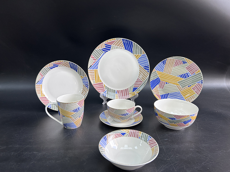 RAH-I105 New Bone China In-glaze Dinner Set 