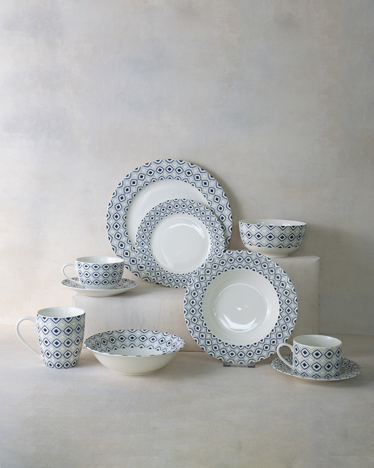 RAH-I72 New Bone China In-glaze Dinnerware Set