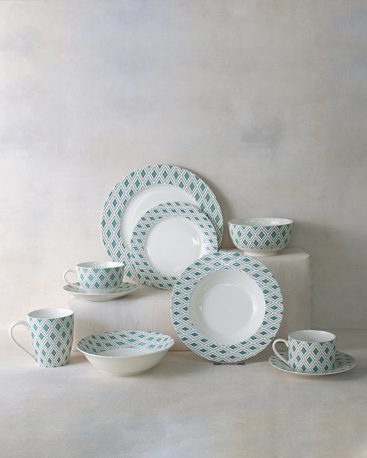 RAH-I71 New Bone China In-glaze Dinnerware Set 