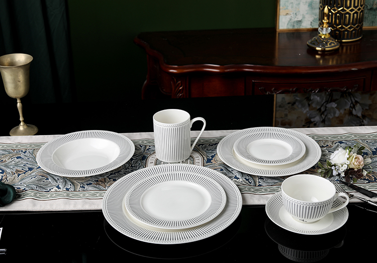 RAH-I52 New Bone China In-glaze Dinnerware Set